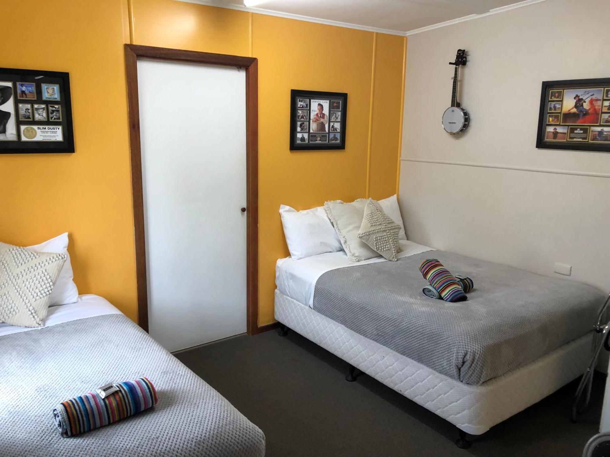 Acacia Motel Chinchilla Zewnętrze zdjęcie